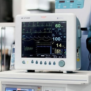 訓練設備 訓練設備